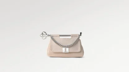 Legacy Clutch - Warm Vanilla Cavallino — product video